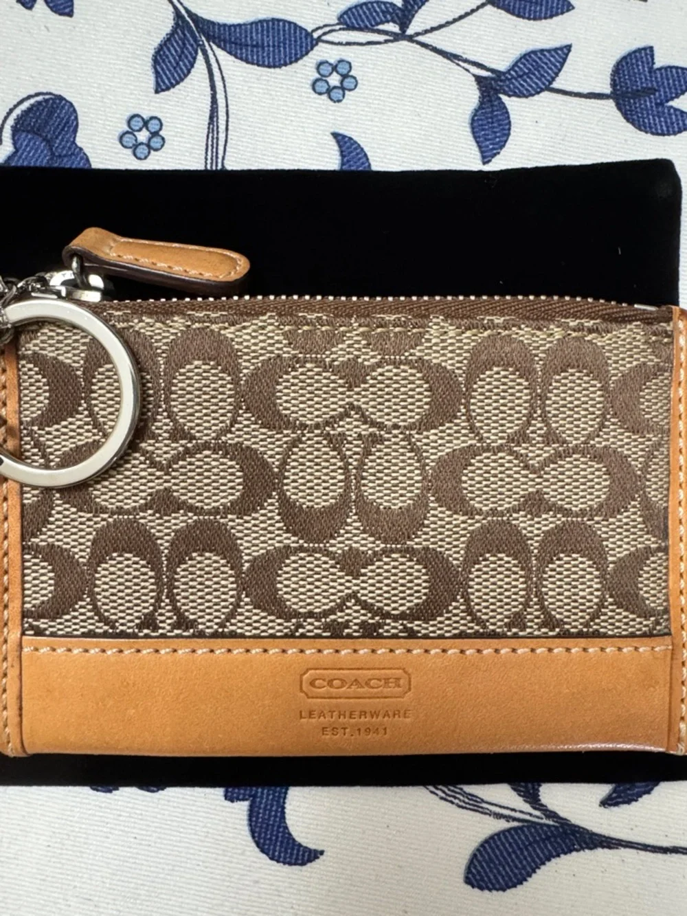 Coach Brown Signature Canvas Card Case with Tan Leather Trim and Key Ring NWT - Picture 2 of 10